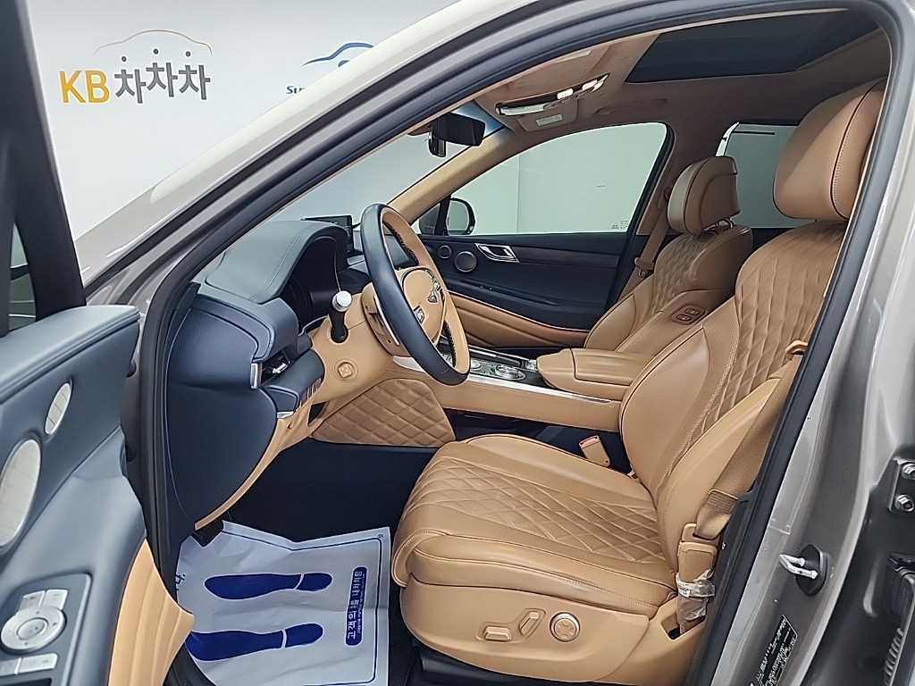 Genesis GV80 - Vista 11