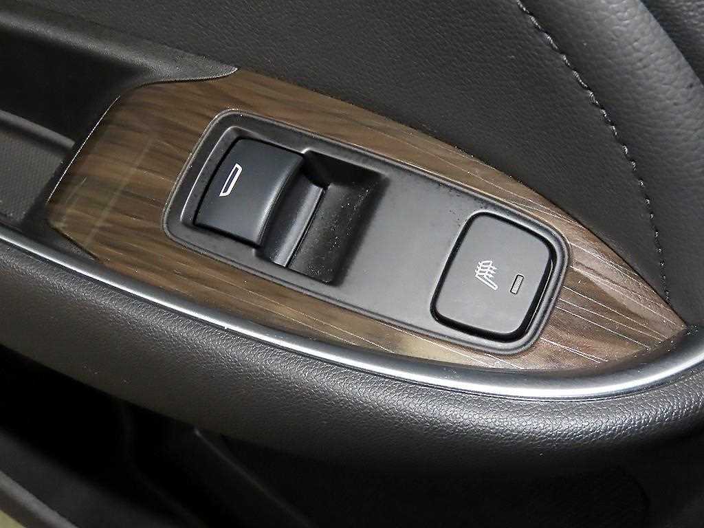 Chevrolet Malibu 2018 Blanco - Importación desde Corea - HF Imports Iquique - Foto 14