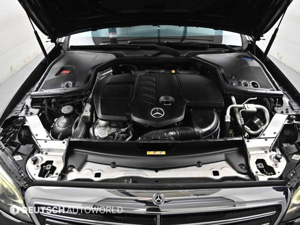 Mercedes Benz E class - Vista 6