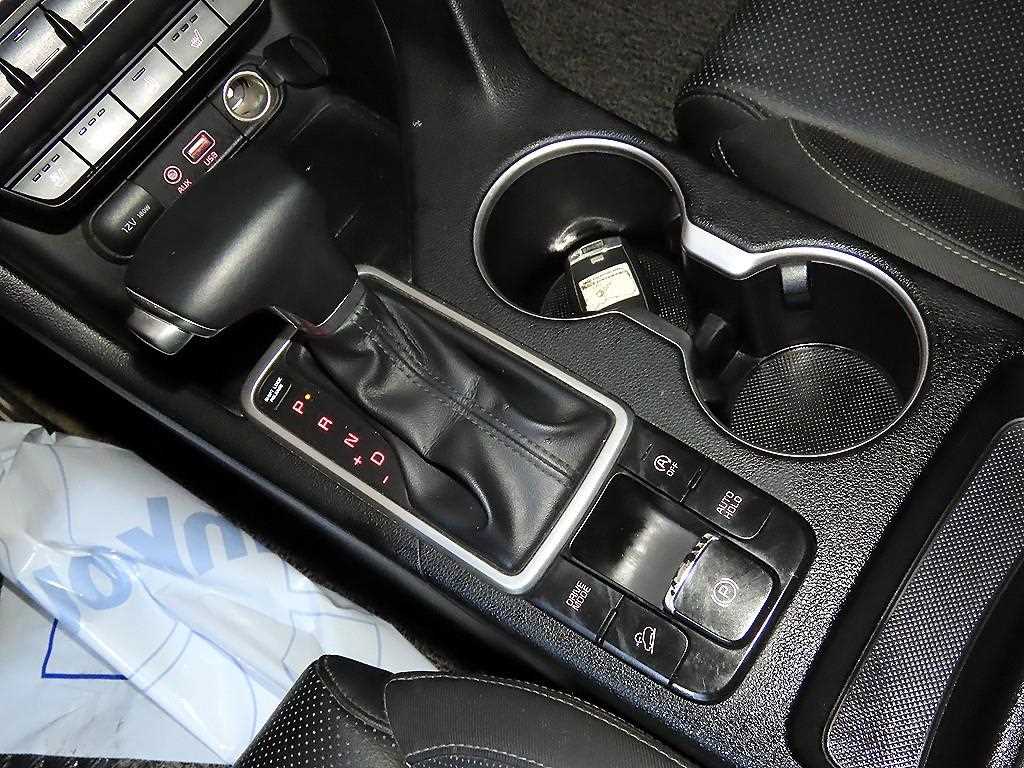 KIA Sportage - Vista 12