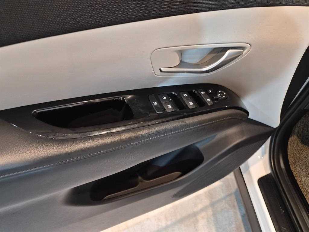 HYUNDAI Tucson - Vista 11