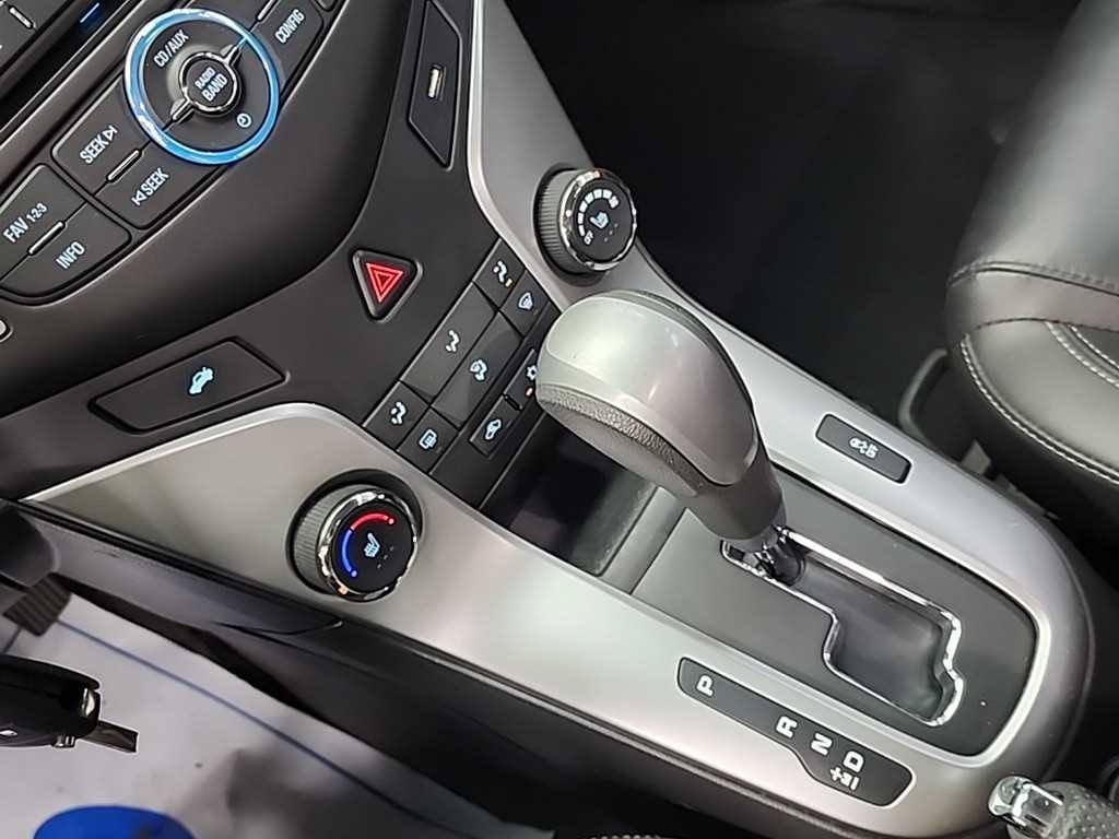 Chevrolet Cruise - Vista 8