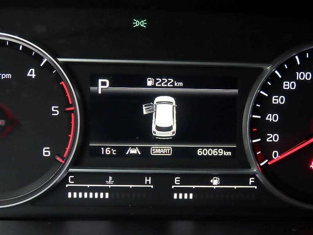 KIA Sorento - Vista 8