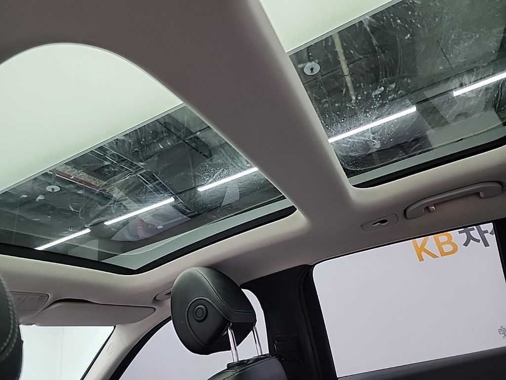 Mercedes Benz GLC Class 2019 Plateado - Importación desde Corea - HF Imports Iquique - Foto 15