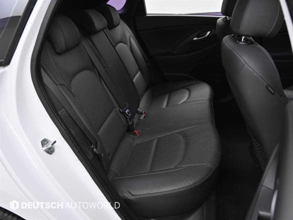 HYUNDAI i30 - Vista 11