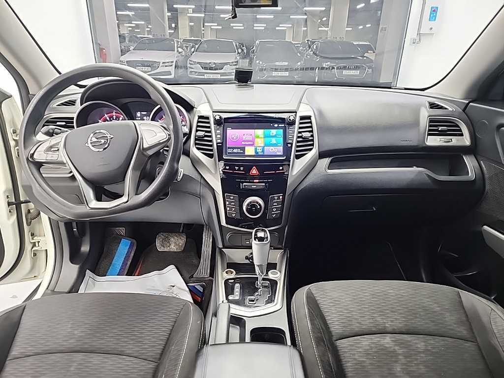 Ssangyong Tivoli - Vista 7