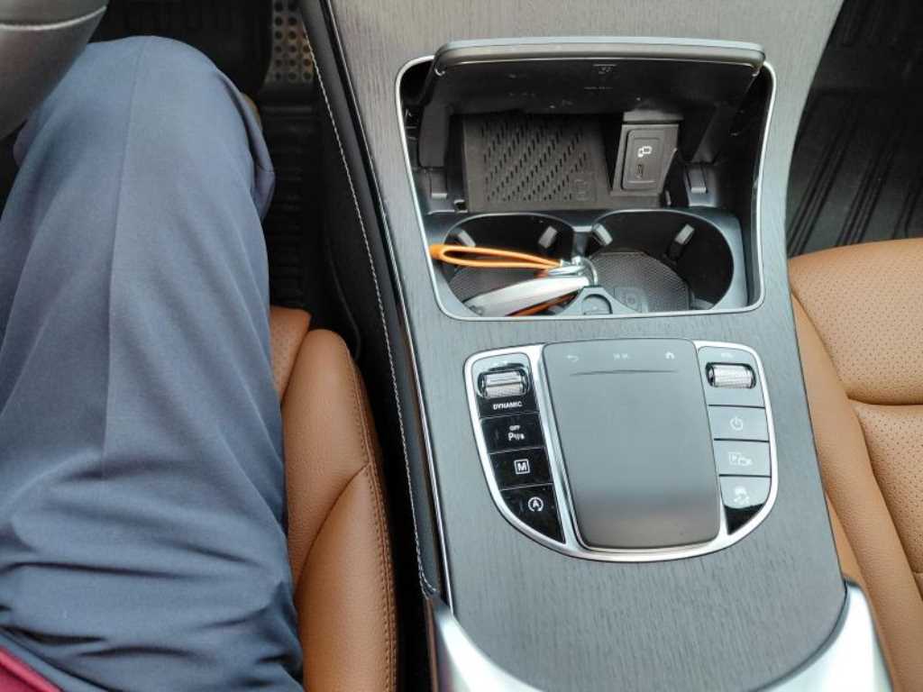 Mercedes Benz GLC Class - Vista 7