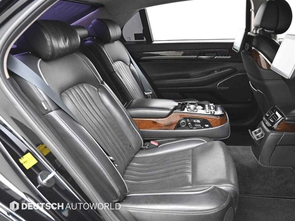 Genesis EQ900 - Vista 12