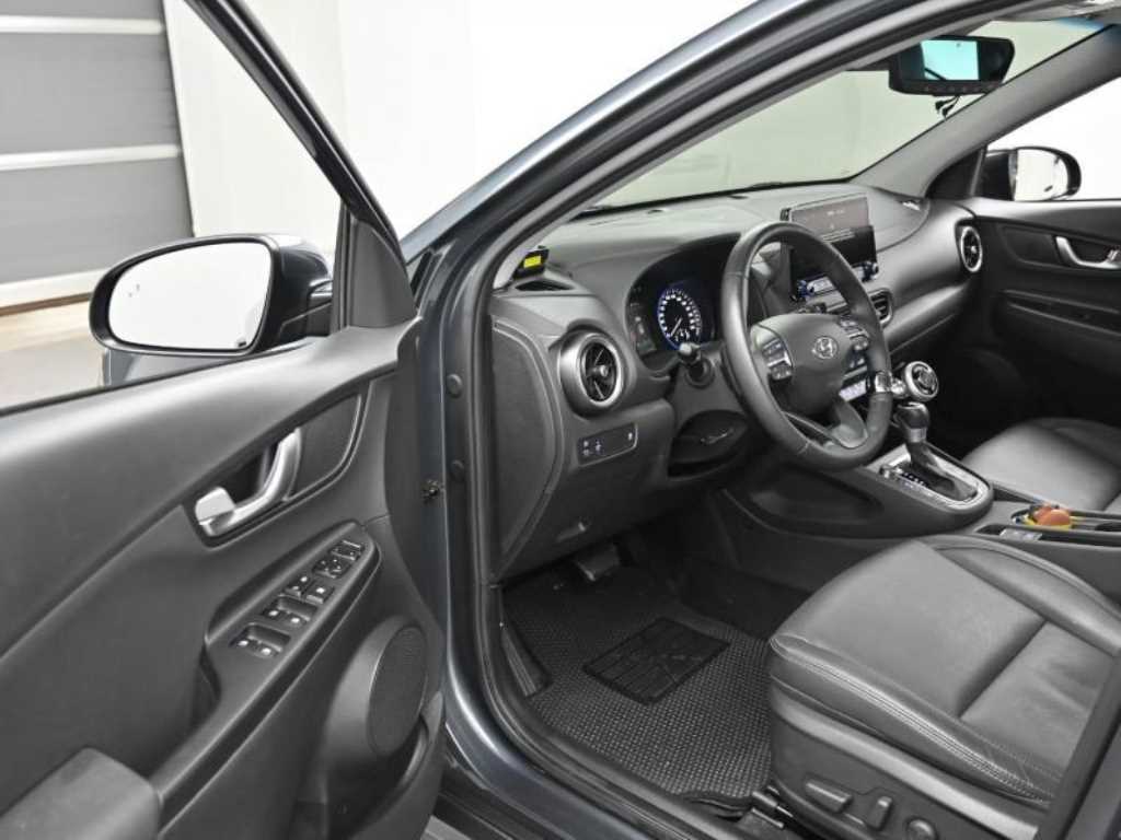 HYUNDAI Kona - Vista 11