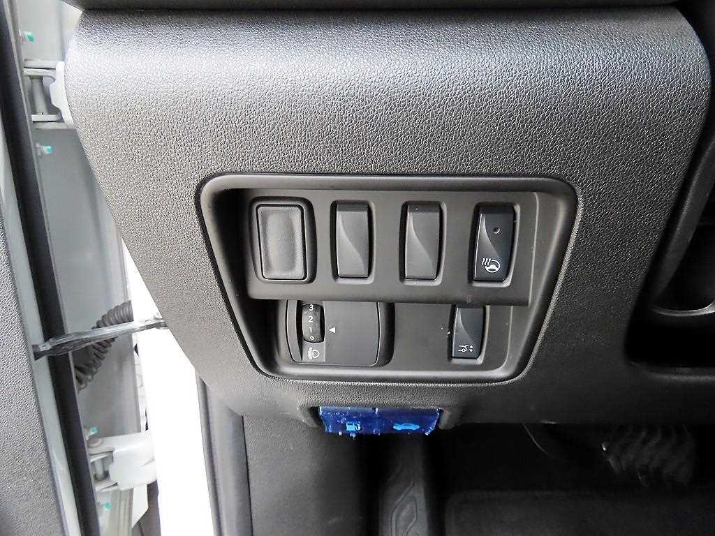 SAMSUNG QM6 - Vista 12