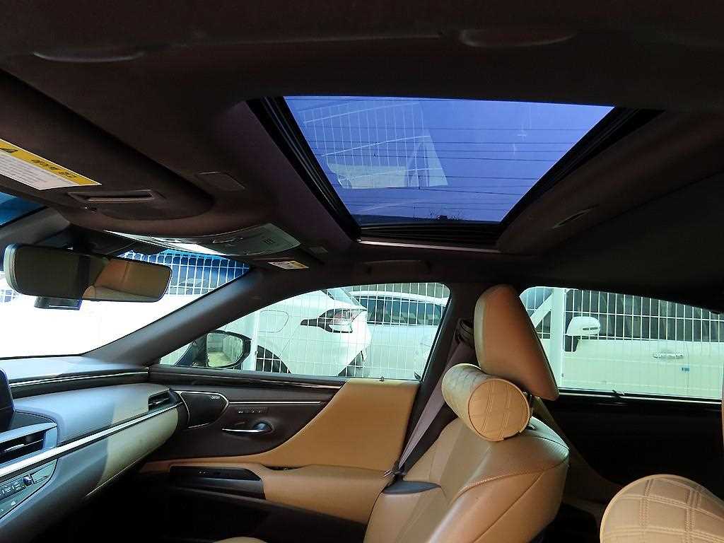 Lexus ES 2019 Gris - Importación desde Corea - HF Imports Iquique - Foto 16