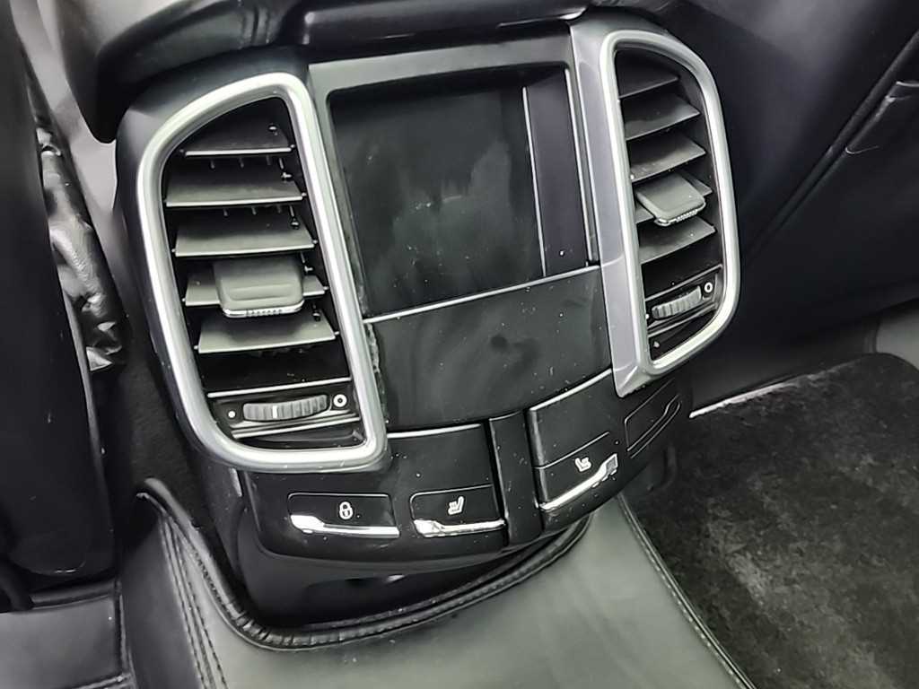 Porsche Cayenne 2017 Negro - Importación desde Corea - HF Imports Iquique - Foto 13