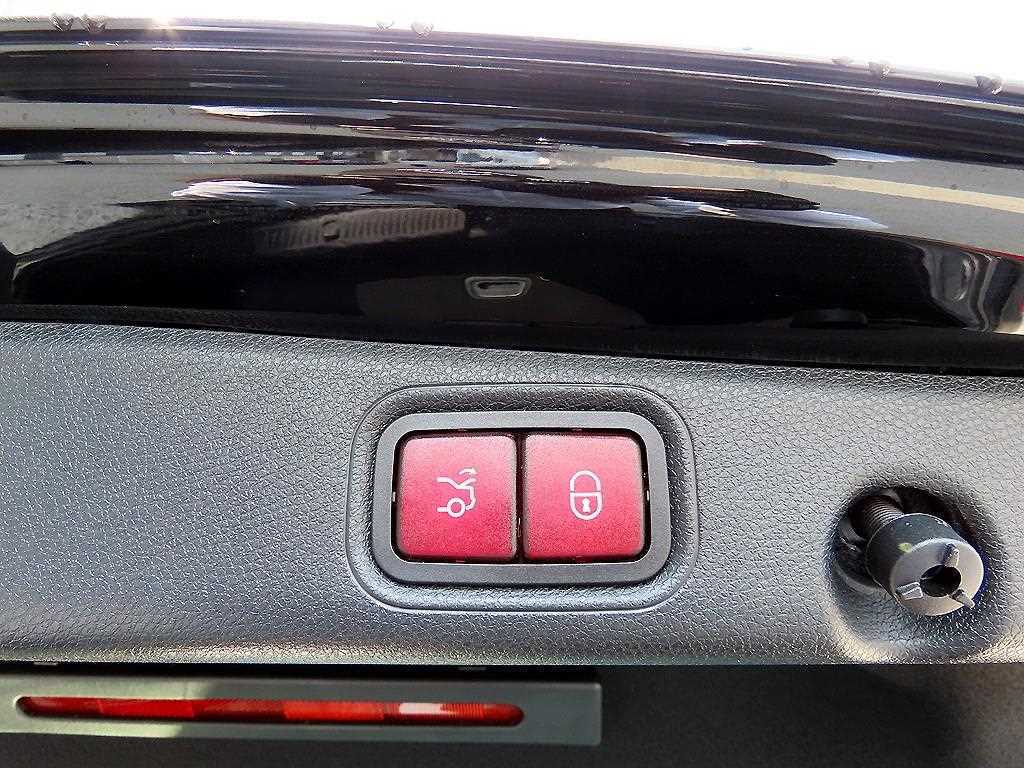 Mercedes Benz E class 2019 Negro - Importación desde Corea - HF Imports Iquique - Foto 17