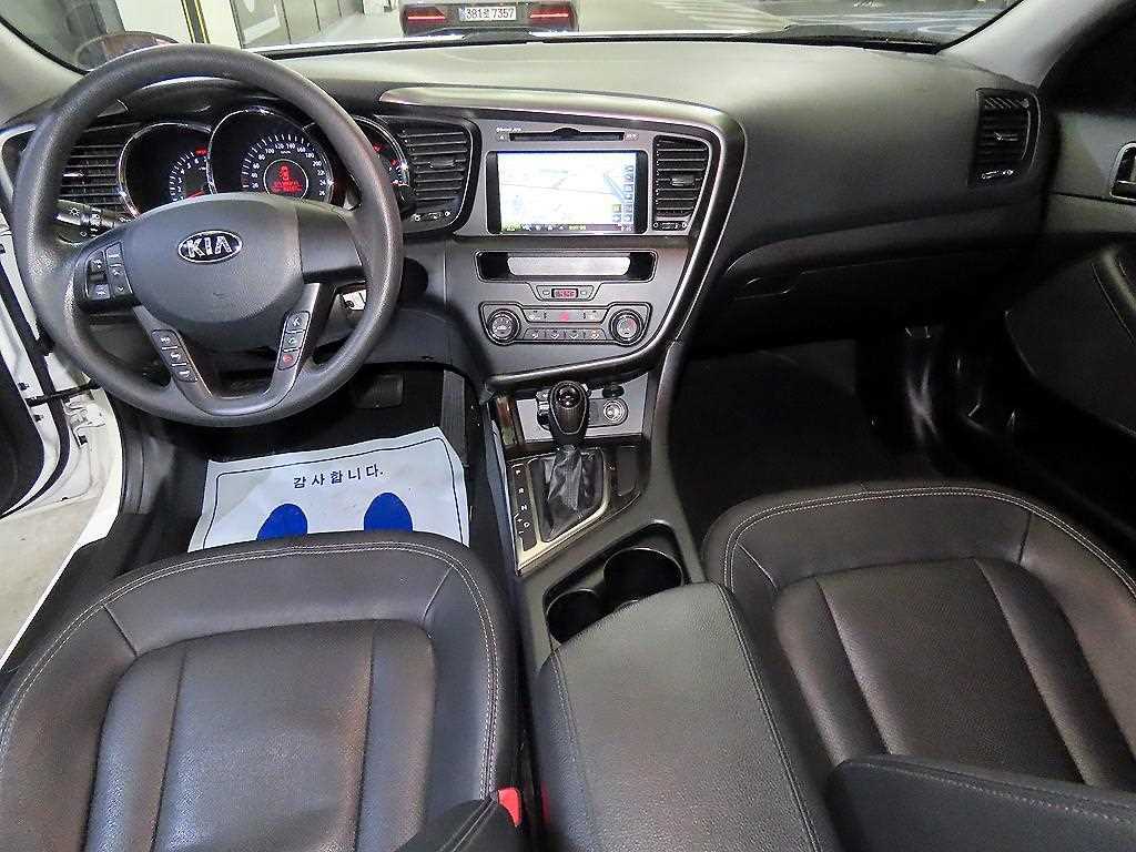 KIA K5 - Vista 11