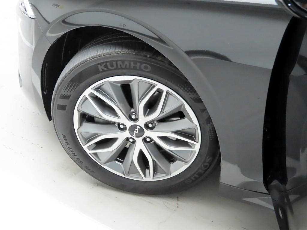 KIA K5 2023 Negro - Importación desde Corea - HF Imports Iquique - Foto 19