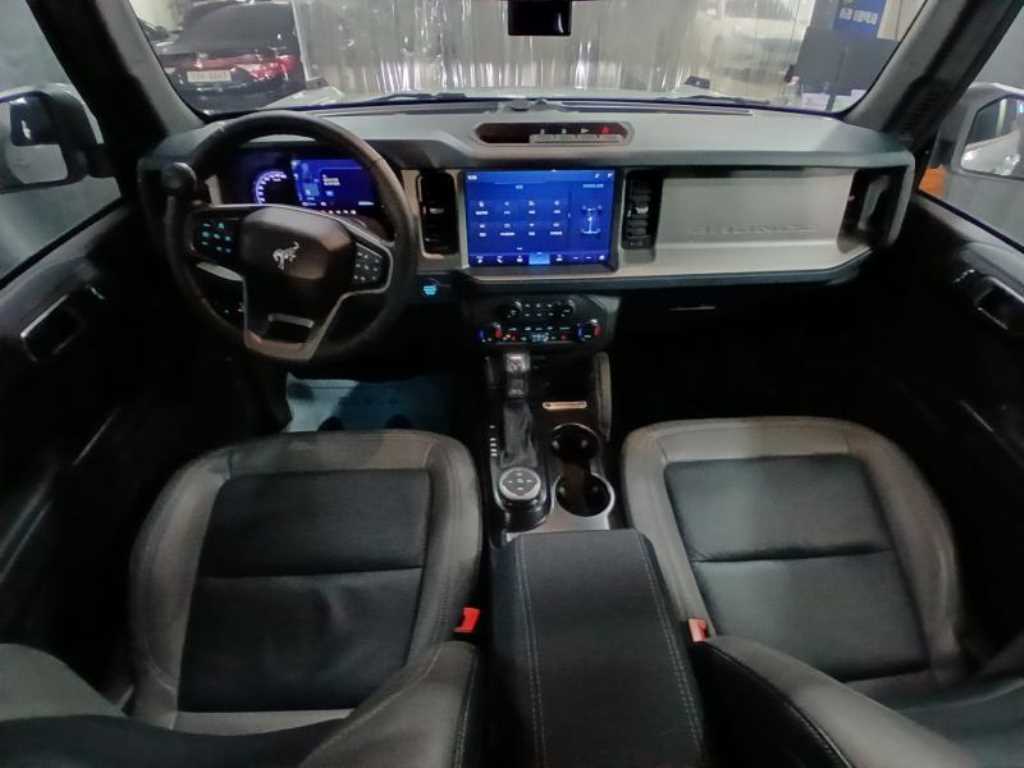 Ford Bronco - Vista 5