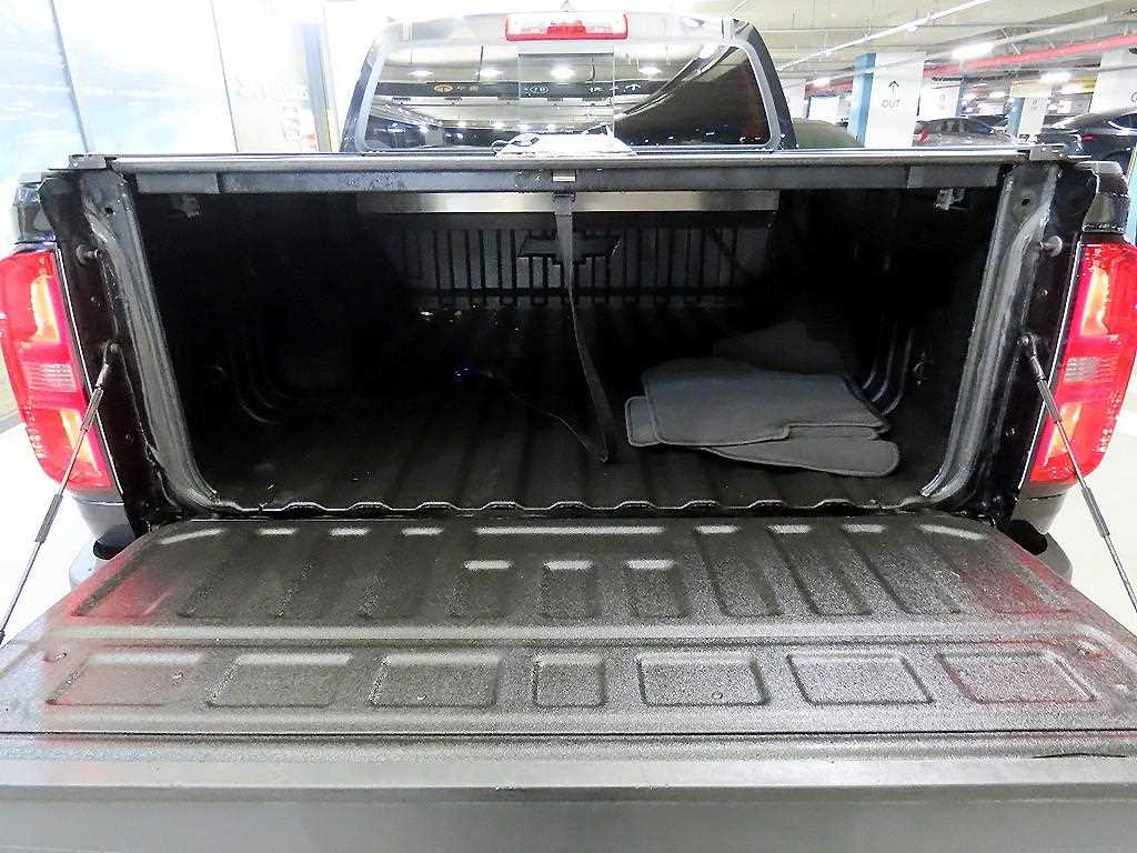 Chevrolet ?Colorado 2021 Negro - Importación desde Corea - HF Imports Iquique - Foto 17