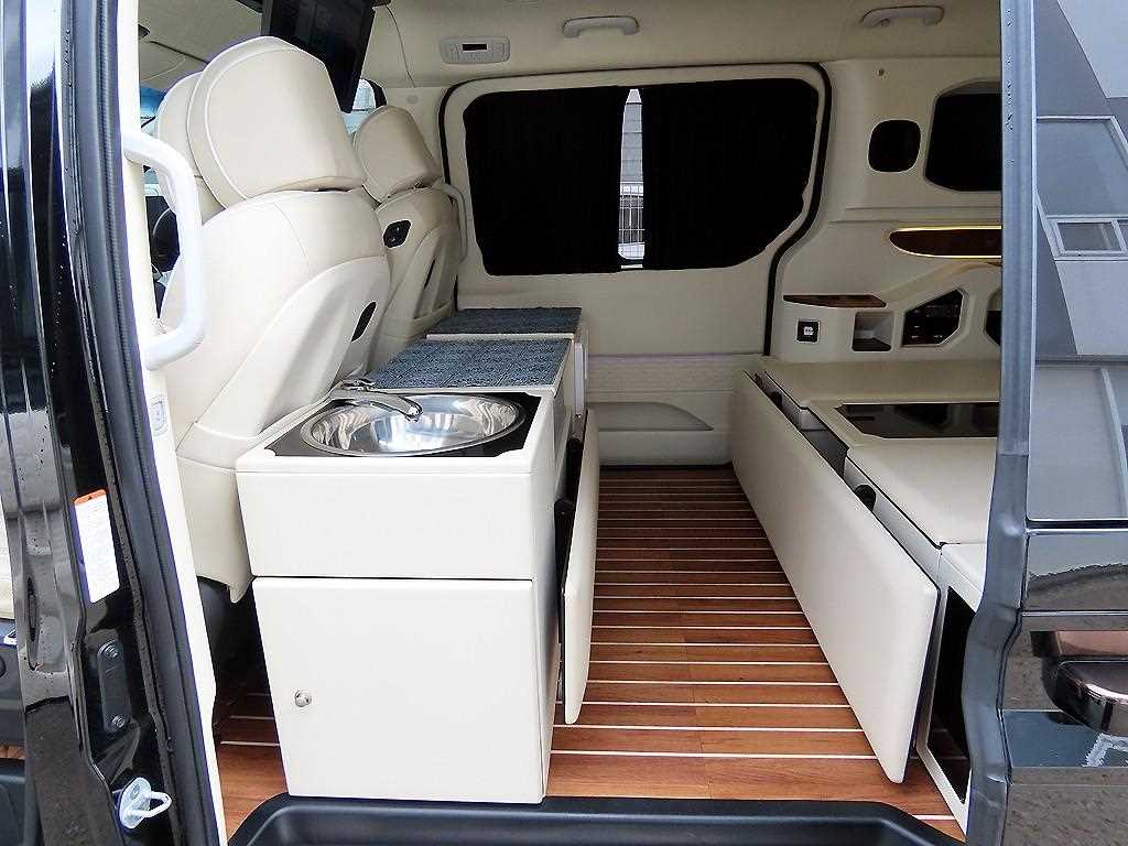 HYUNDAI Staria - Vista 6