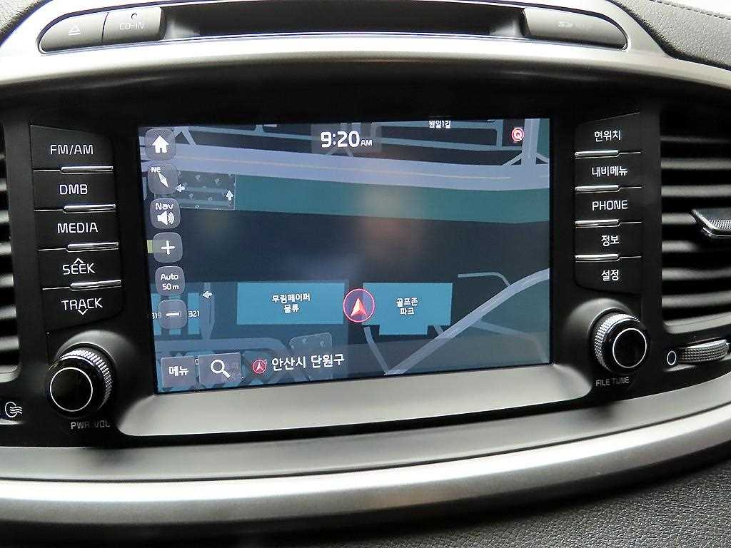 KIA Sorento - Vista 8