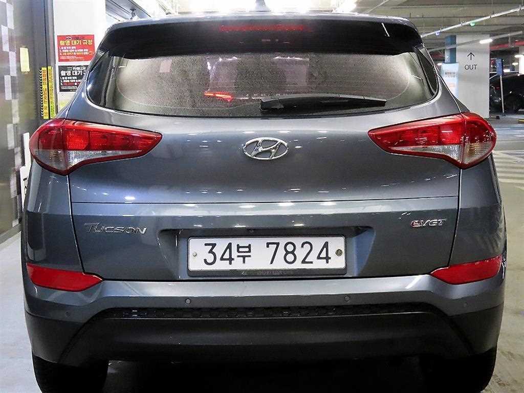 HYUNDAI Tucson - Vista 5