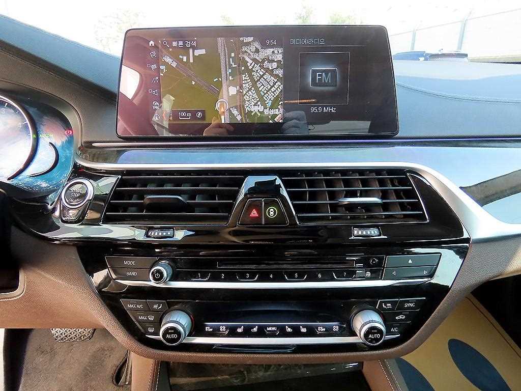 BMW 5 Series 2018 Blanco - Importación desde Corea - HF Imports Iquique - Foto 13