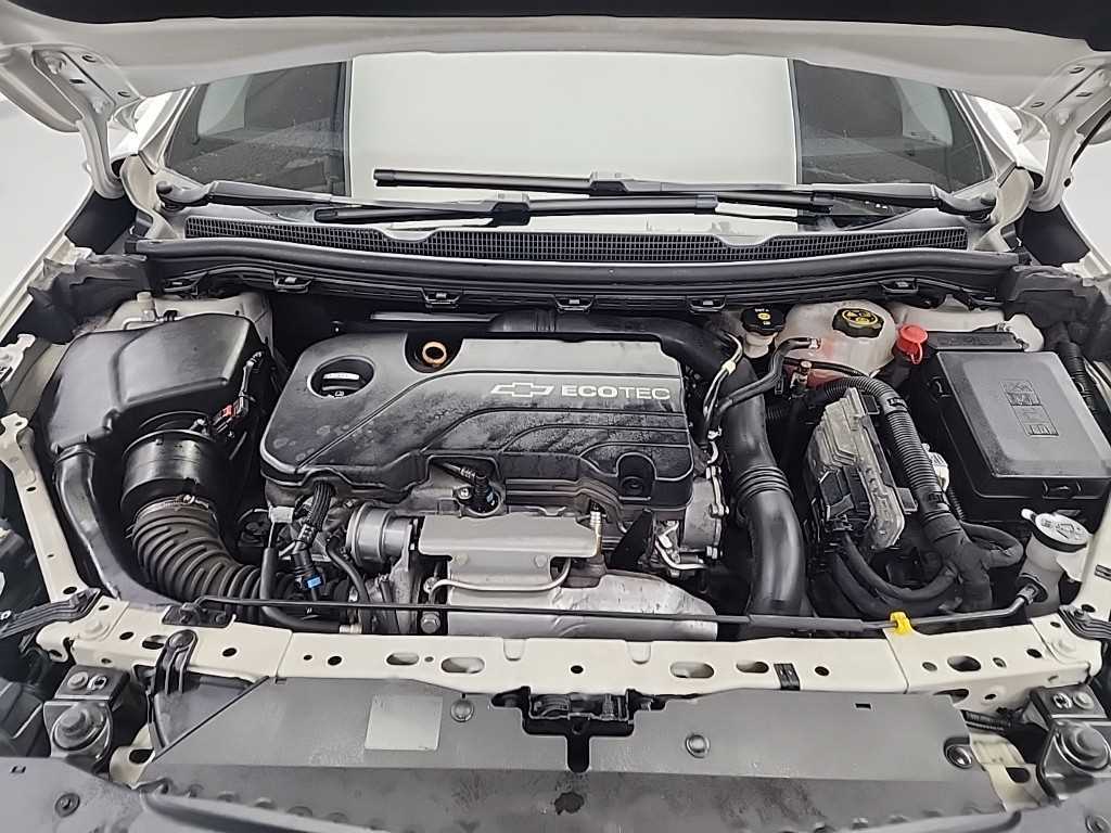 Chevrolet Cruise - Vista 5