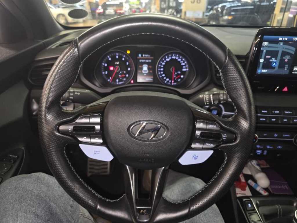 HYUNDAI Veloster - Vista 8