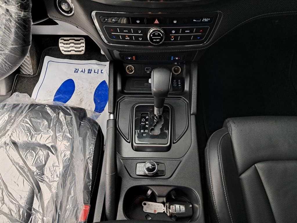 Ssangyong Rexton 2021 Negro - Importación desde Corea - HF Imports Iquique - Foto 14