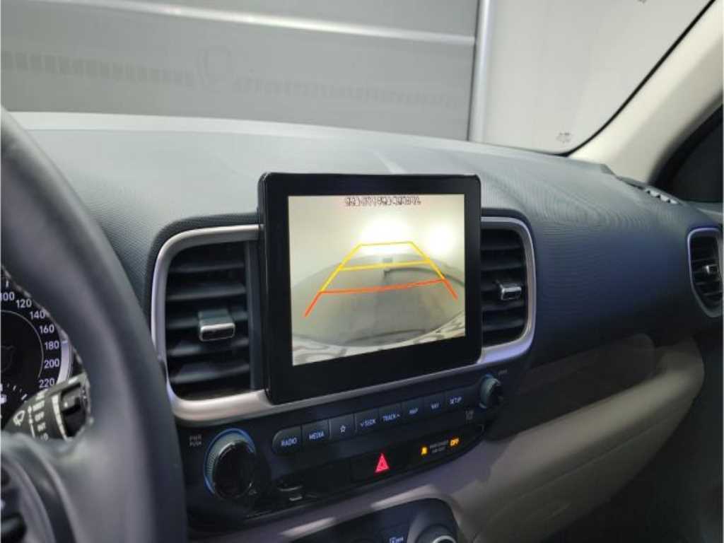 HYUNDAI Venue - Vista 12