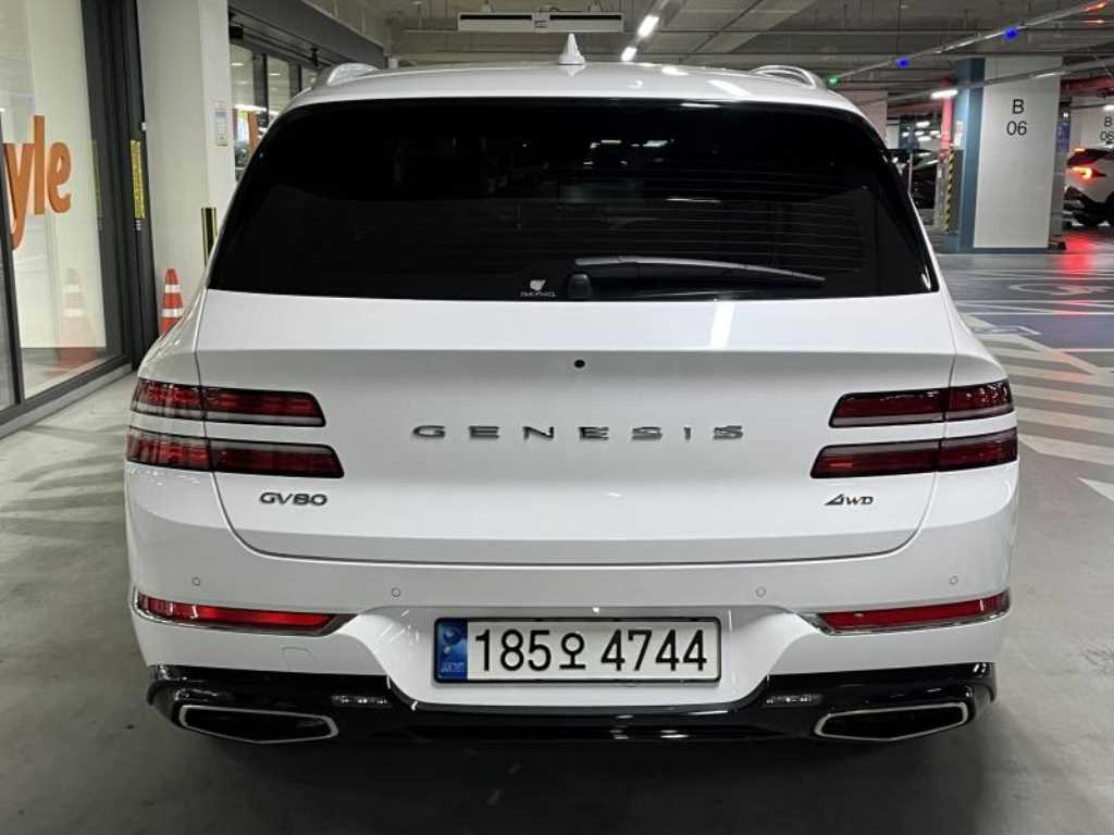 Genesis GV80 - Vista 6