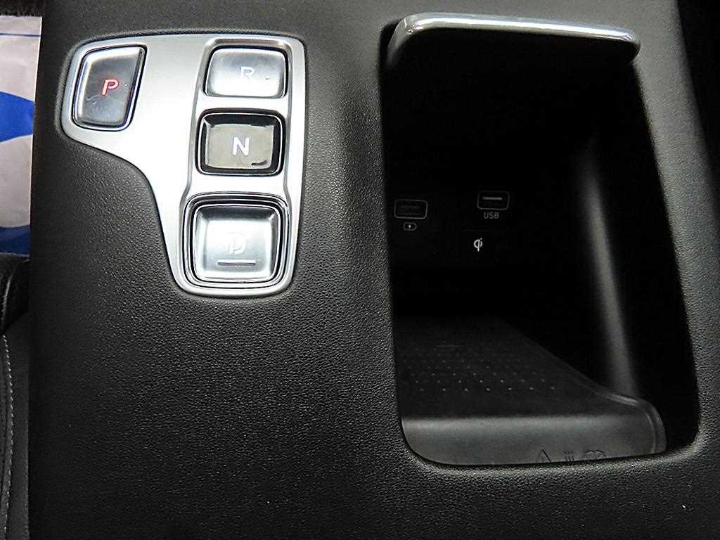 HYUNDAI Grandeur - Vista 10