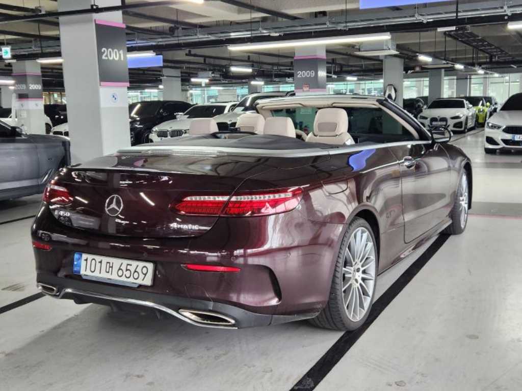 Mercedes Benz E class - Vista 5