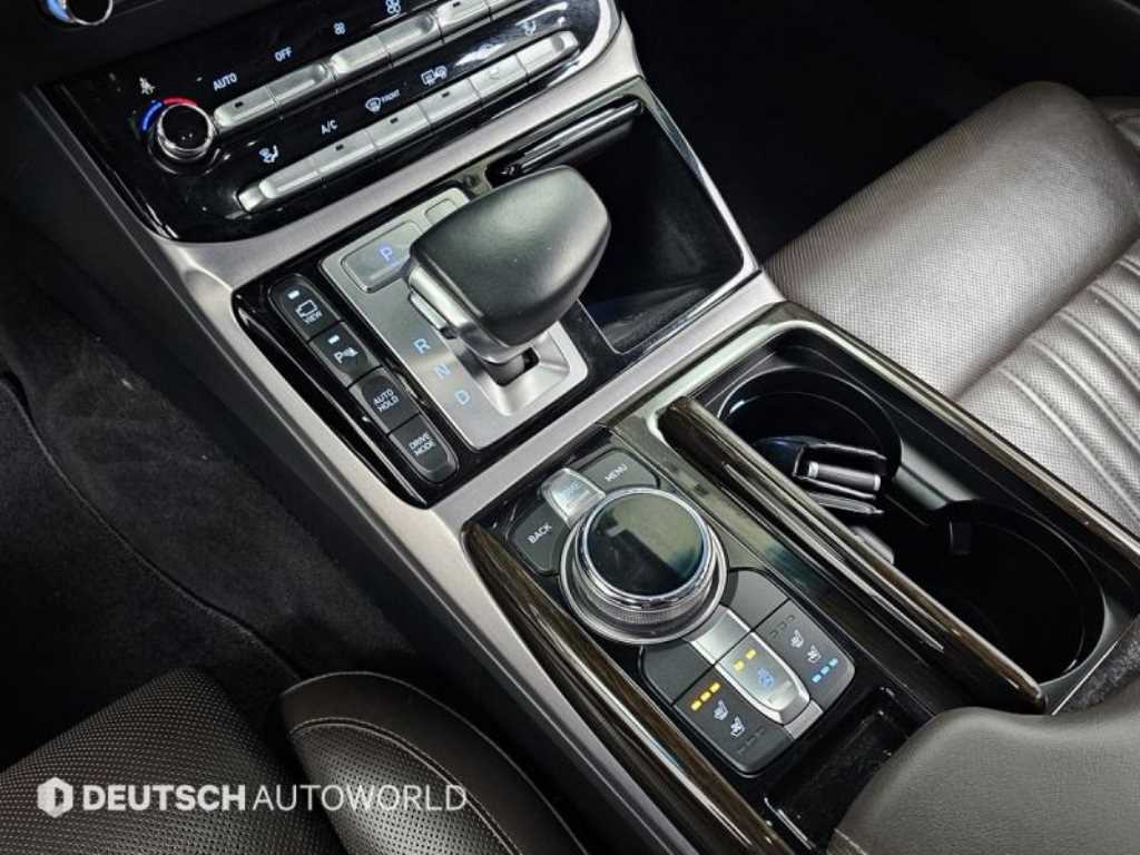 Genesis EQ900 - Vista 9