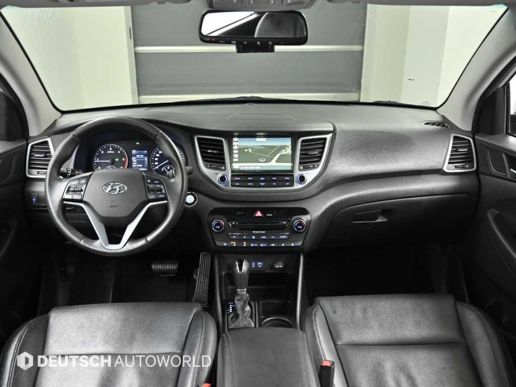 HYUNDAI Tucson - Vista 7