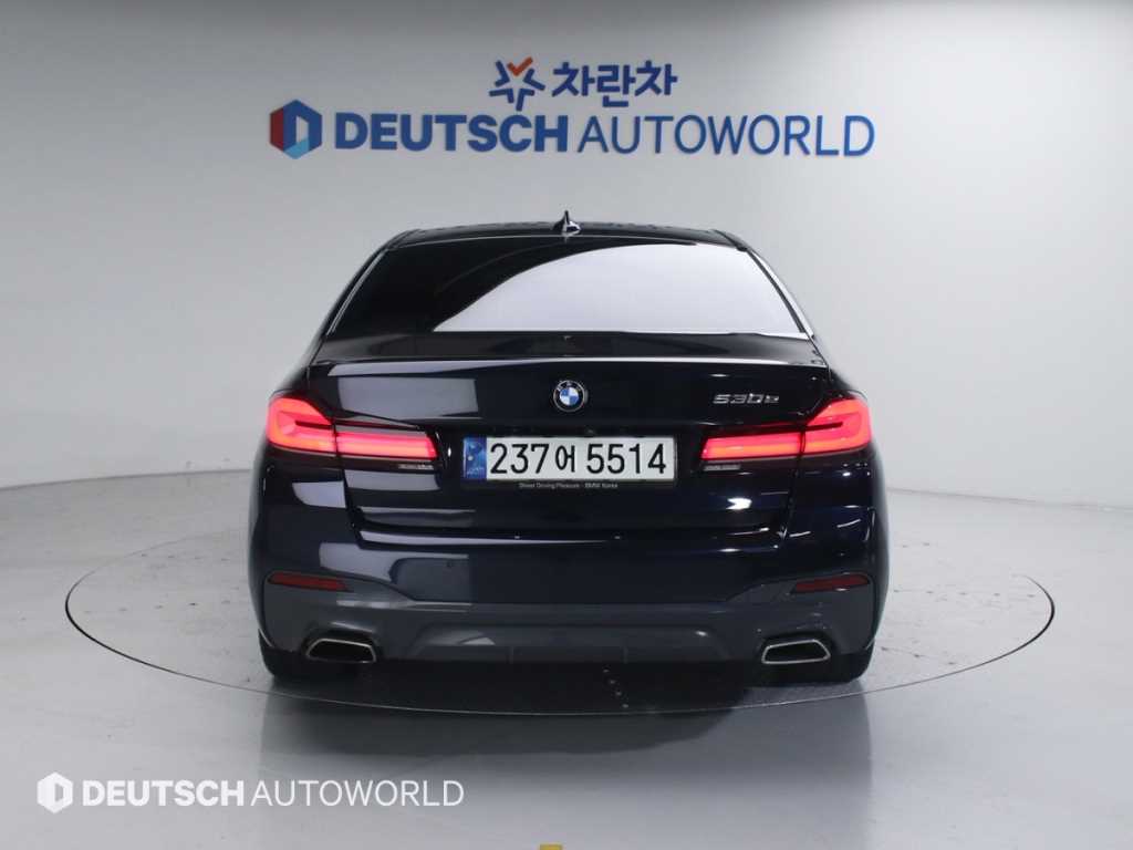 BMW 5 Series - Vista 4