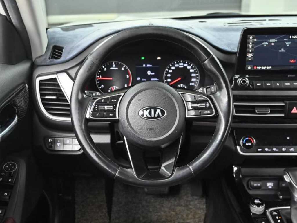 KIA Seltos - Vista 11