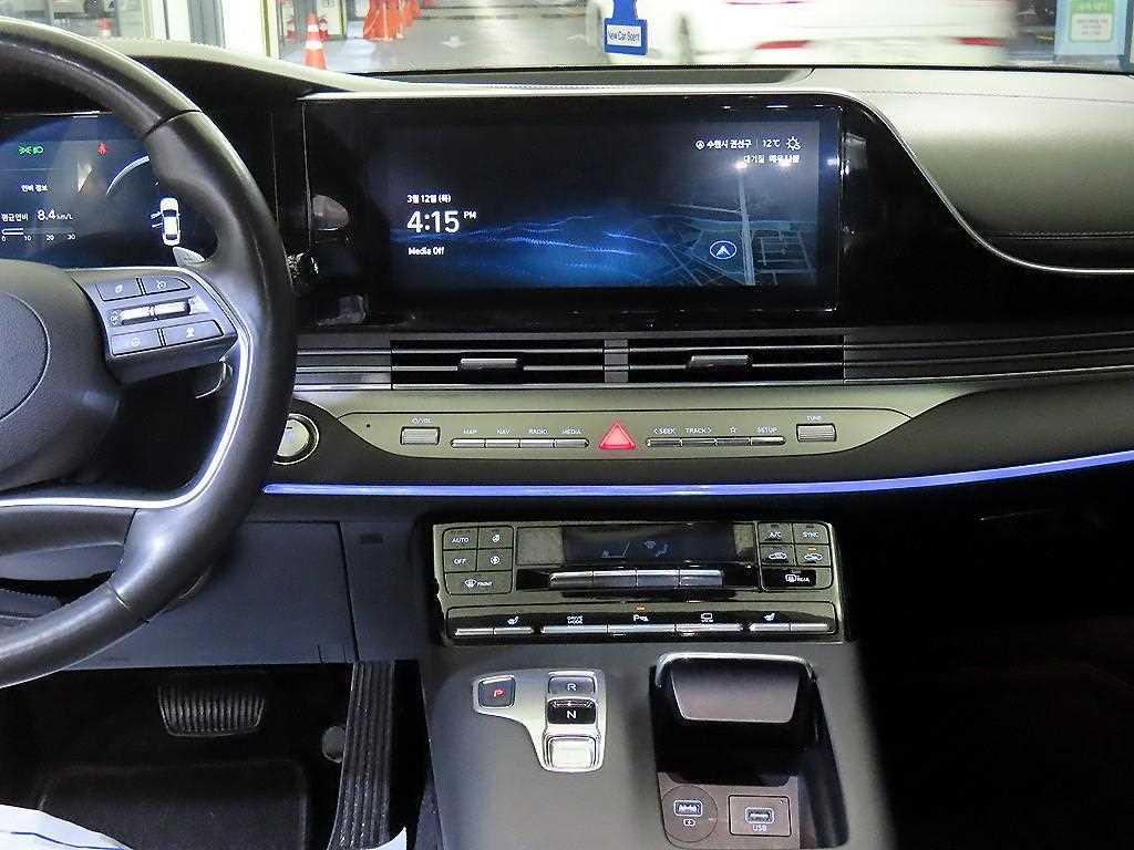 HYUNDAI Grandeur - Vista 11