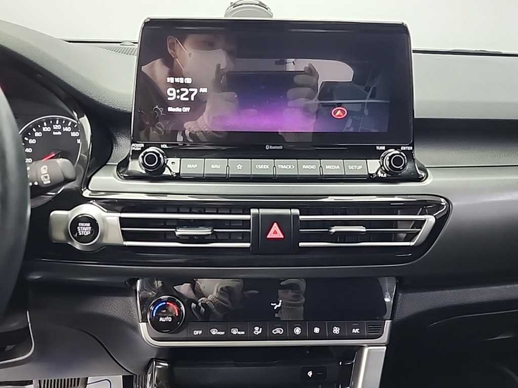 KIA Seltos - Vista 10