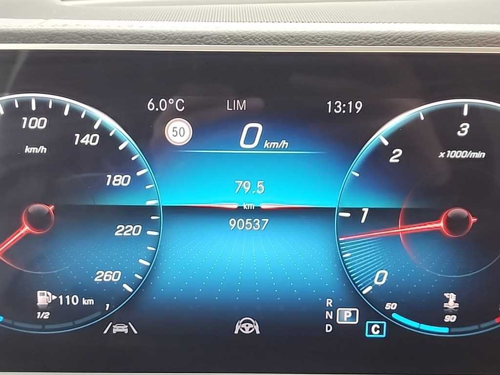 Mercedes Benz GLE Class - Vista 6