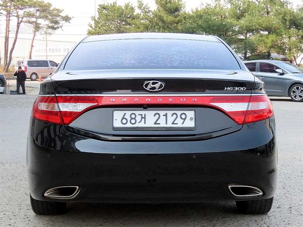 HYUNDAI Grandeur - Vista 4