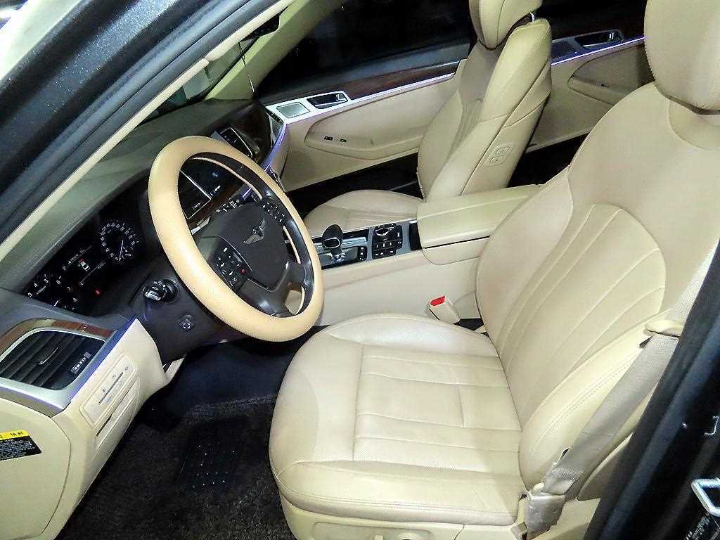 Genesis G80 - Vista 6