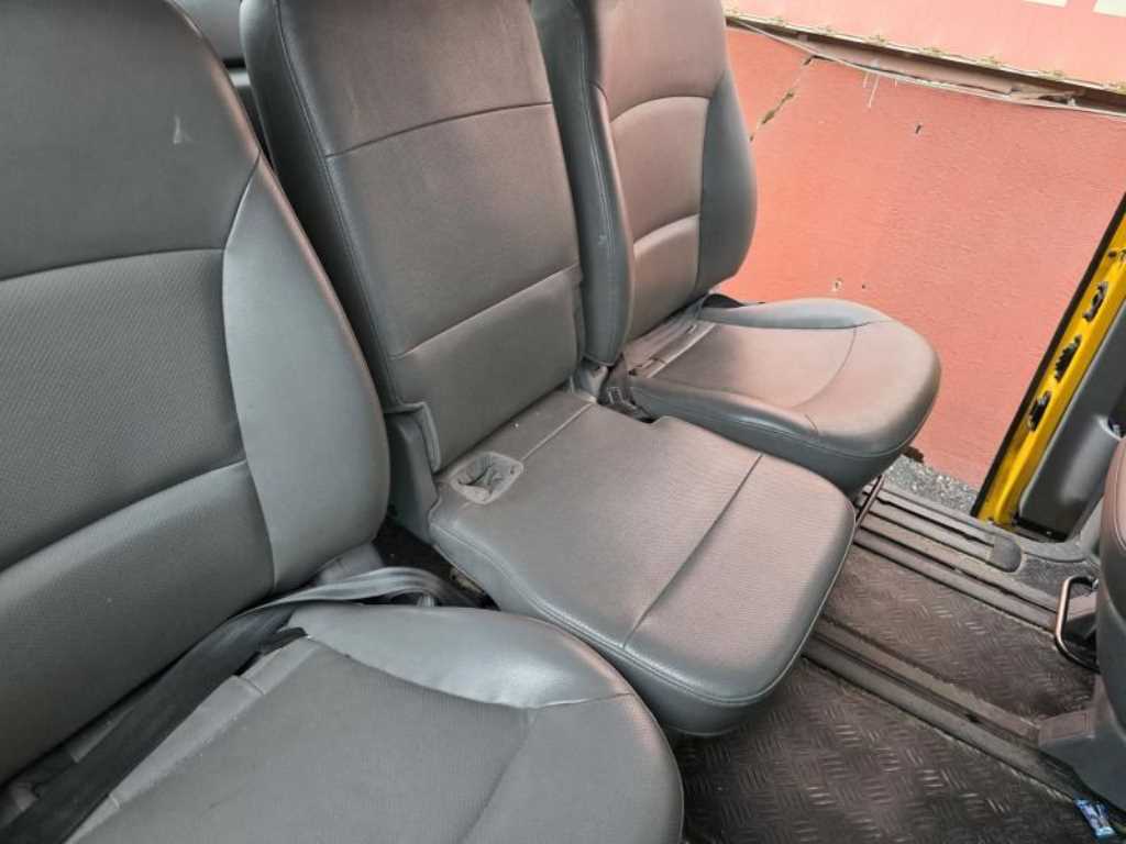 HYUNDAI Starex 2013 Amarillo - Importación desde Corea - HF Imports Iquique - Foto 14