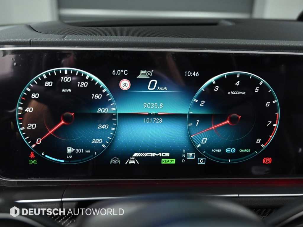 Mercedes Benz GLE Class - Vista 8