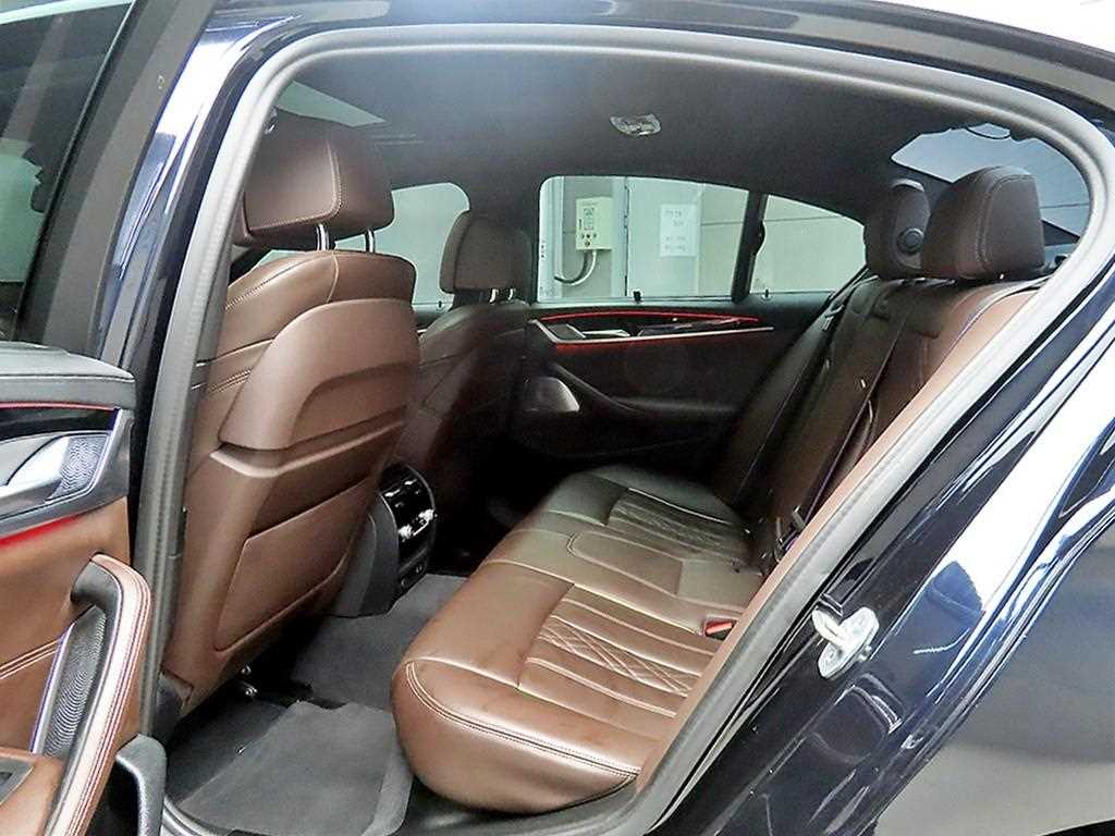 BMW 5 Series - Vista 6