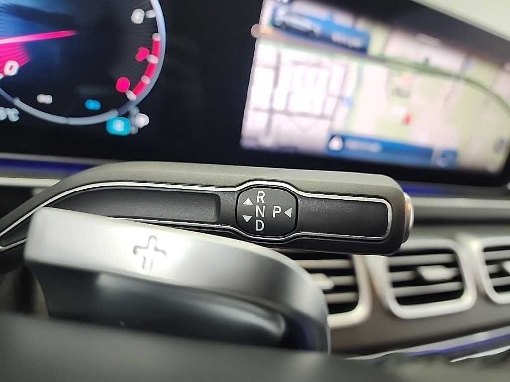 Mercedes Benz GLS Class - Vista 8