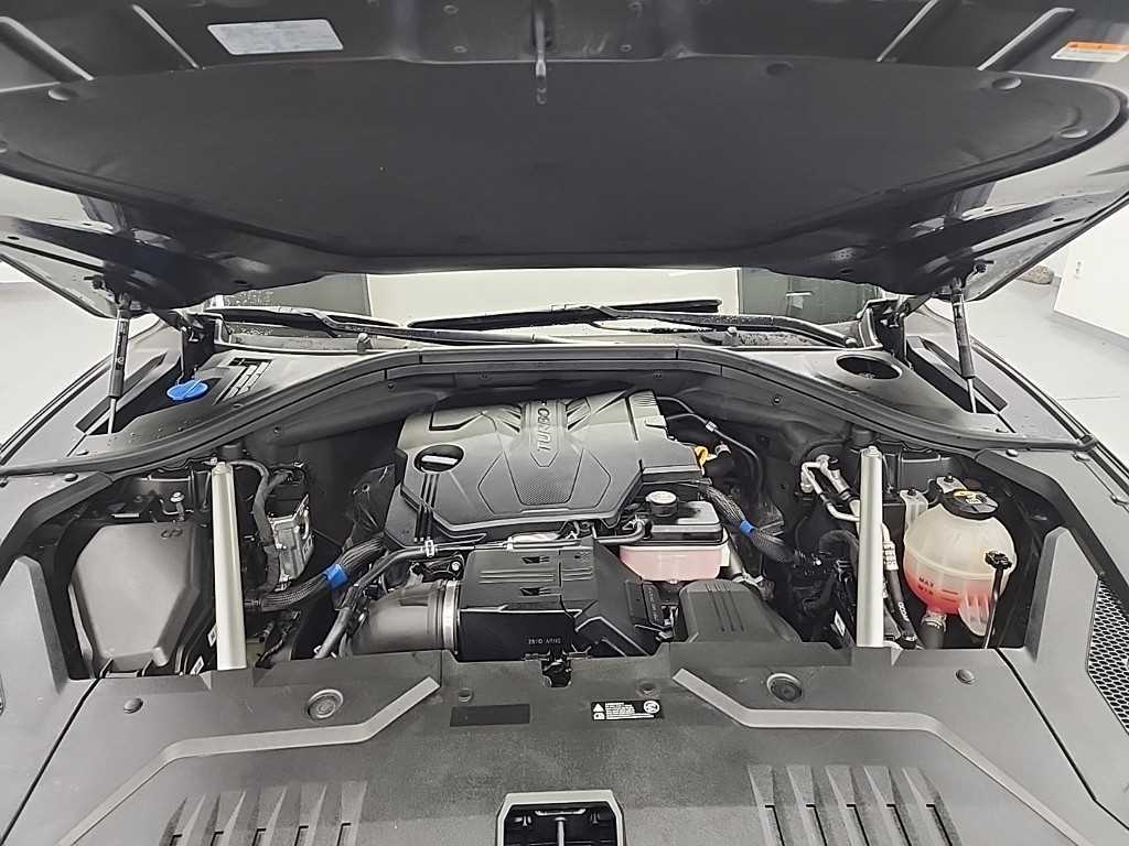 Genesis GV70 - Vista 7