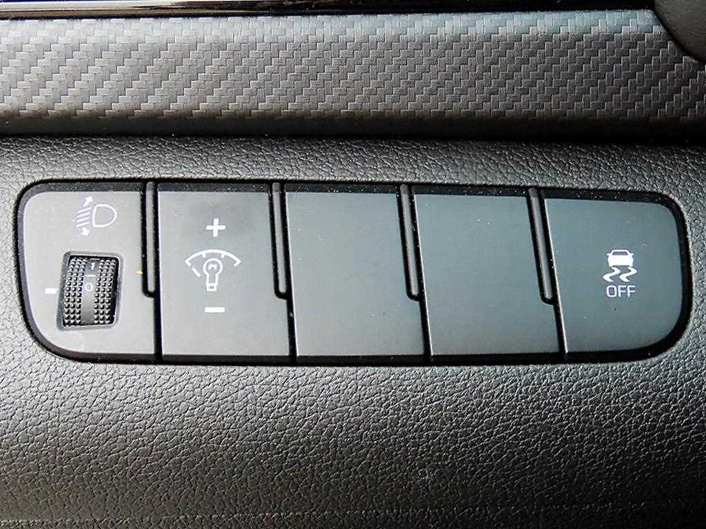 HYUNDAI Avante 2018 - Importación desde Corea - HF Imports Iquique - Foto 13