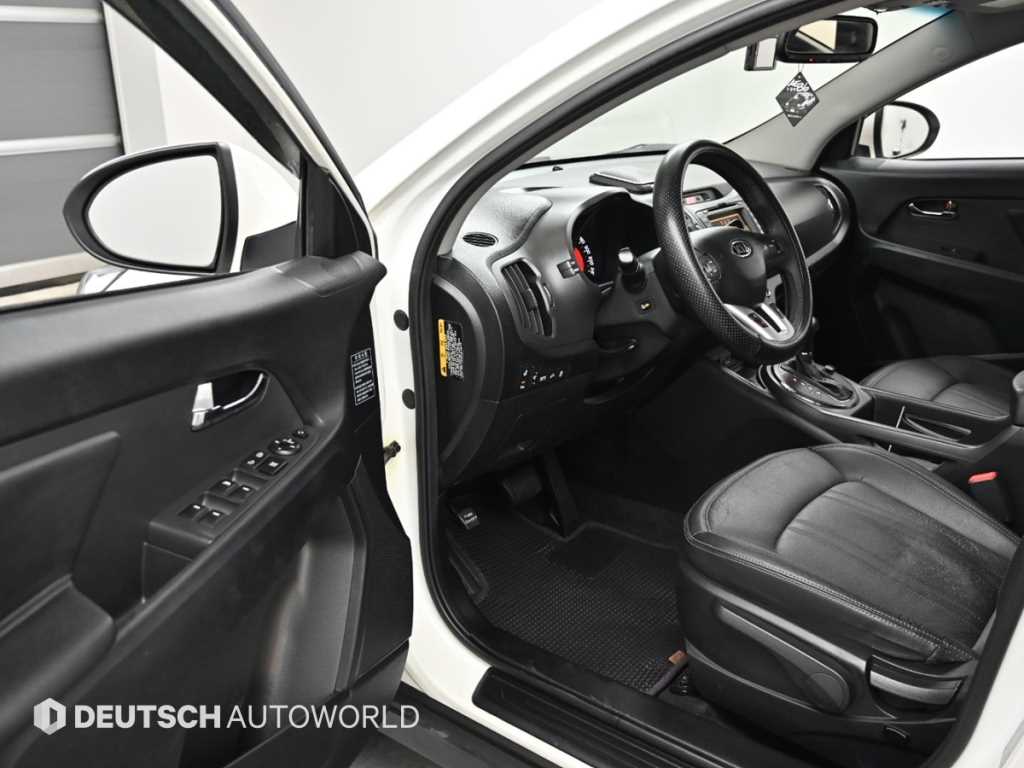 KIA Sportage - Vista 11