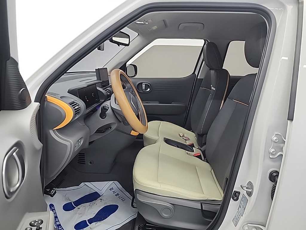 HYUNDAI Casper - Vista 11