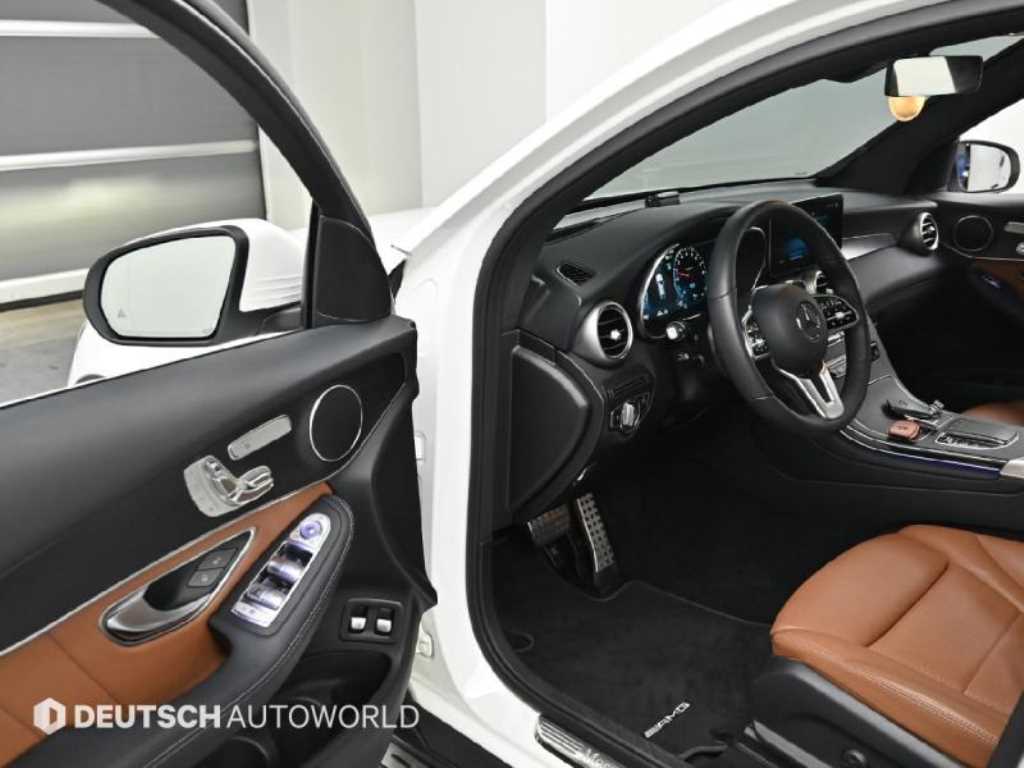 Mercedes Benz GLC Class - Vista 11